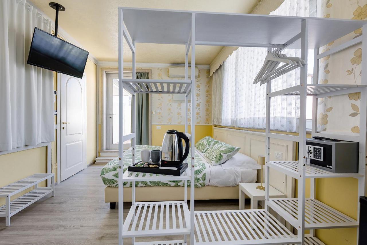 Hotel Villa Lilla Desenzano del Garda Exteriér fotografie
