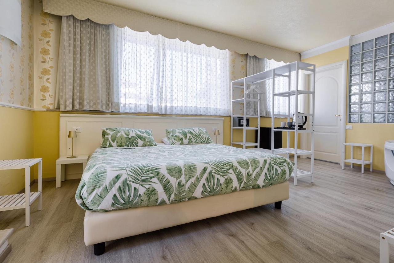 Hotel Villa Lilla Desenzano del Garda Exteriér fotografie