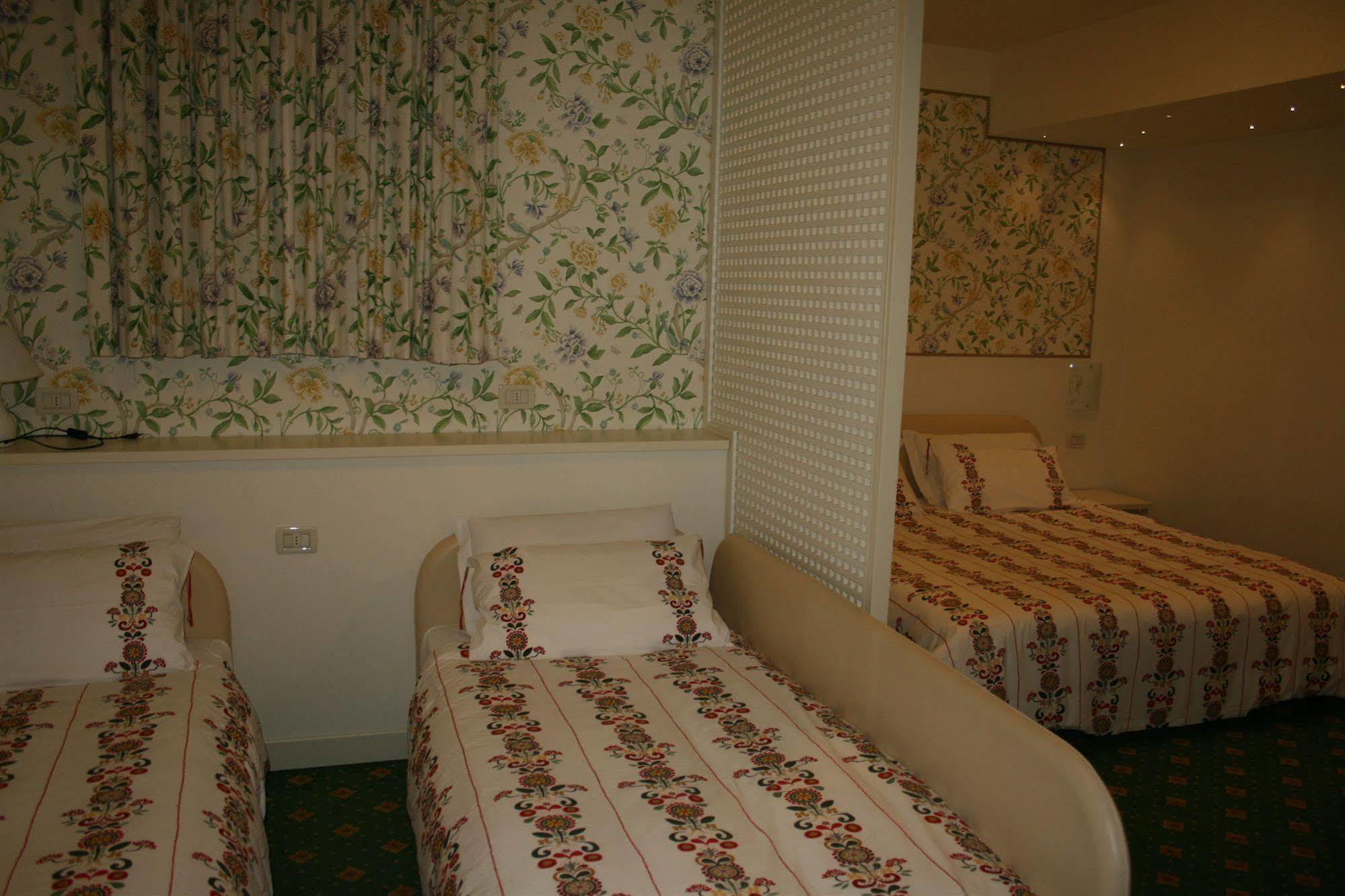 Hotel Villa Lilla Desenzano del Garda Exteriér fotografie